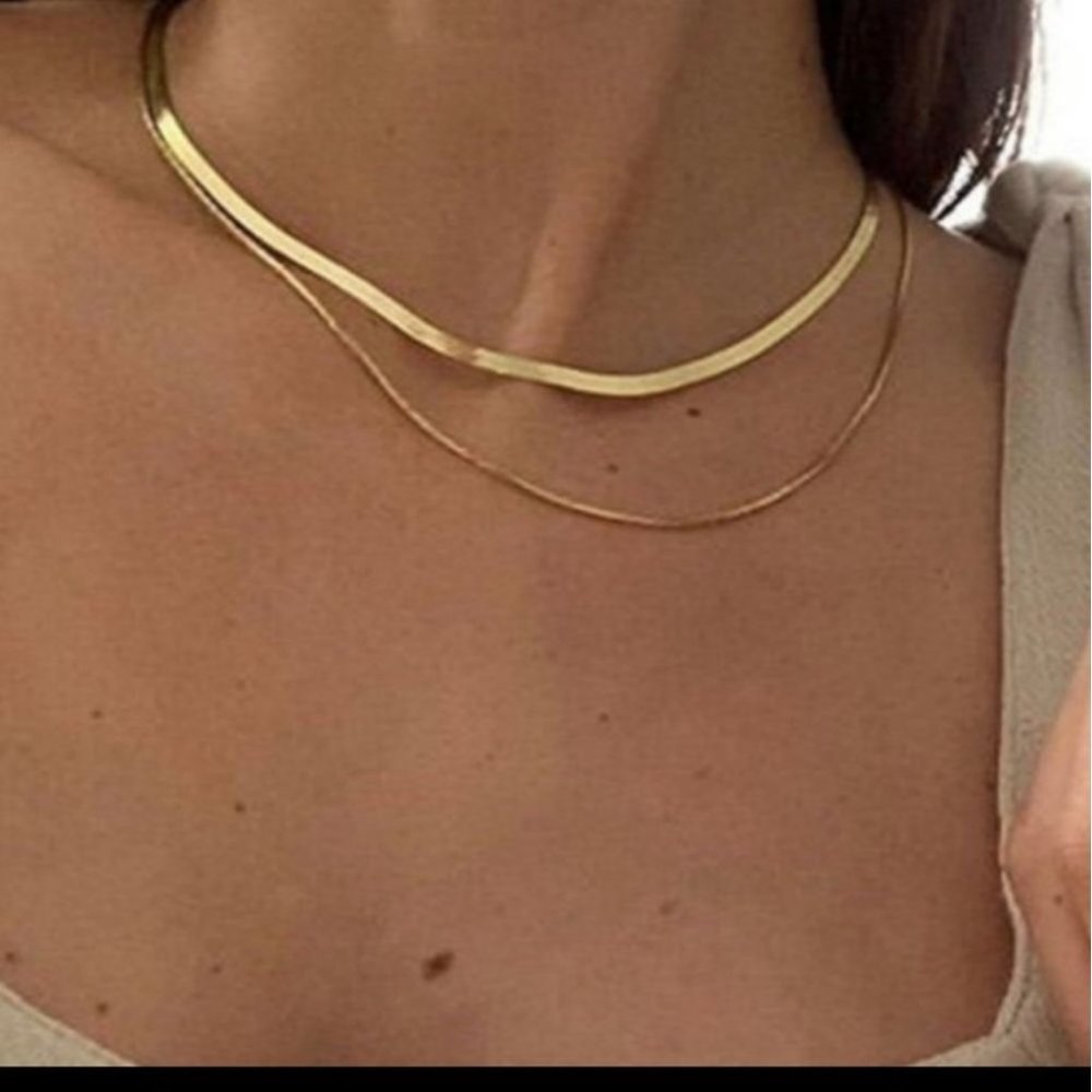 ***NEW 18K Gold Double Layer Snake Chain Necklace - Picture 2 of 3